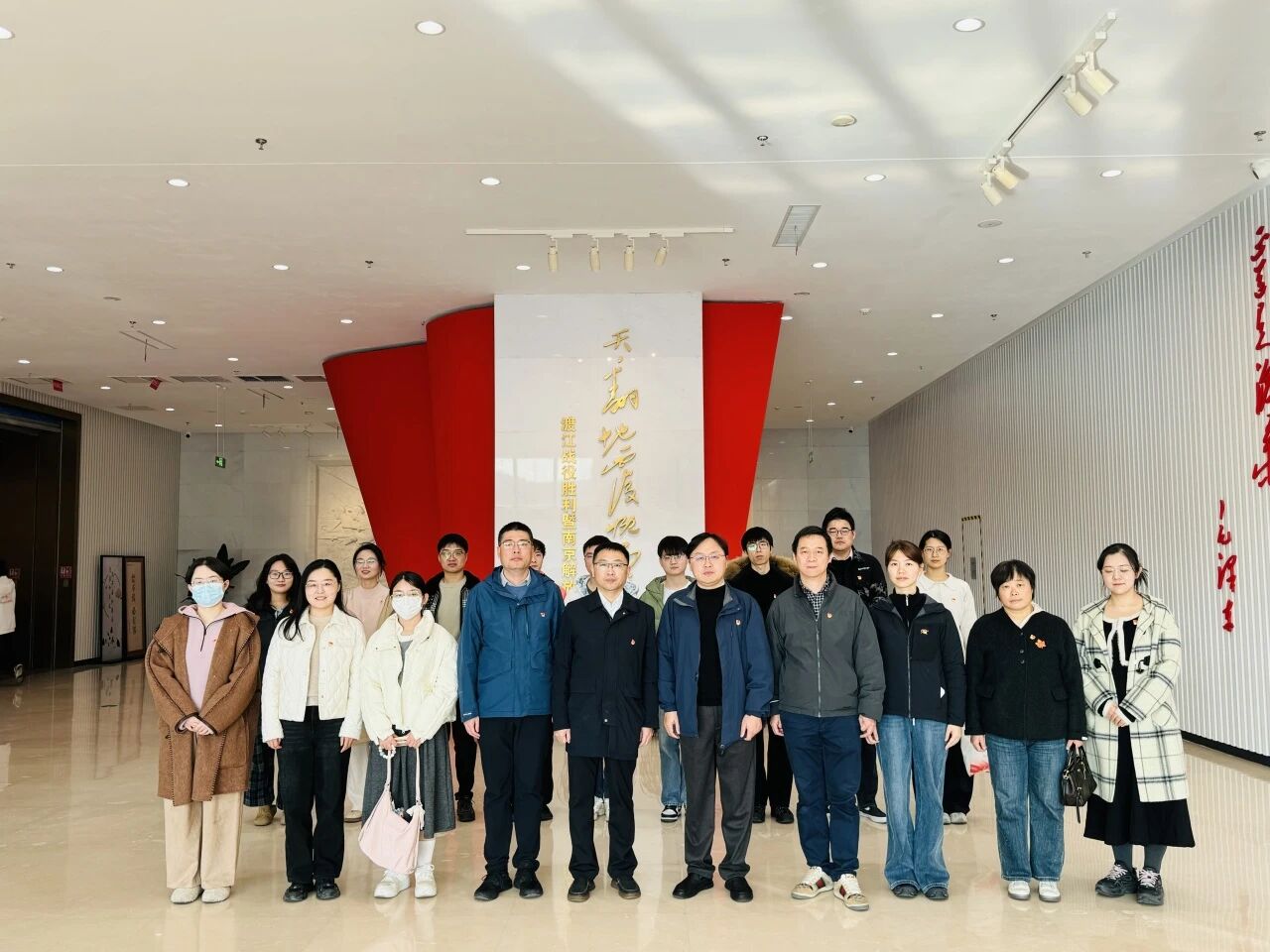 微信图片_2025-12-17_103512_749.jpg
